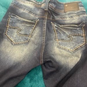 Super soft! Love these jeans! True to size!